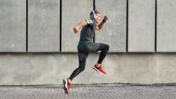 High Intensity Training für ältere Menschen und Rehasportler