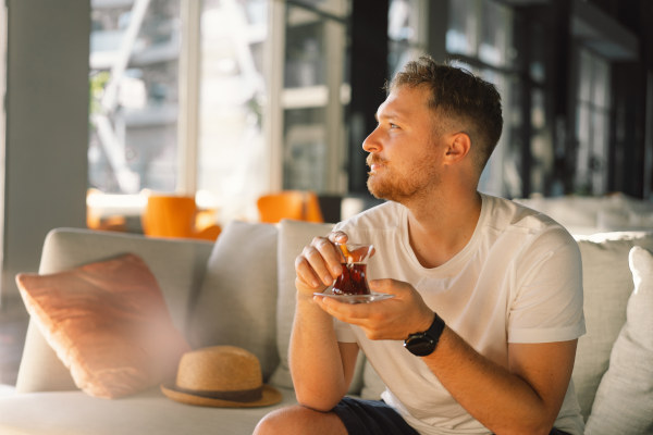 Tee trinken zur Beruhigung