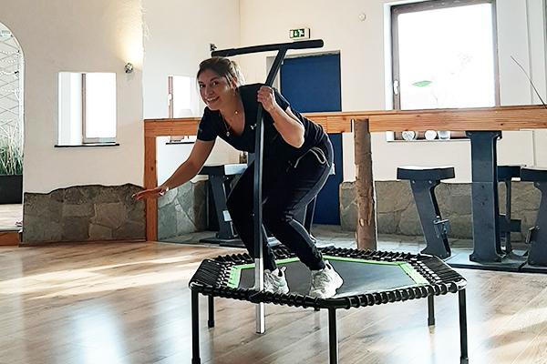 Hindernissparcour mit den Kids für Drinnen und Draußen